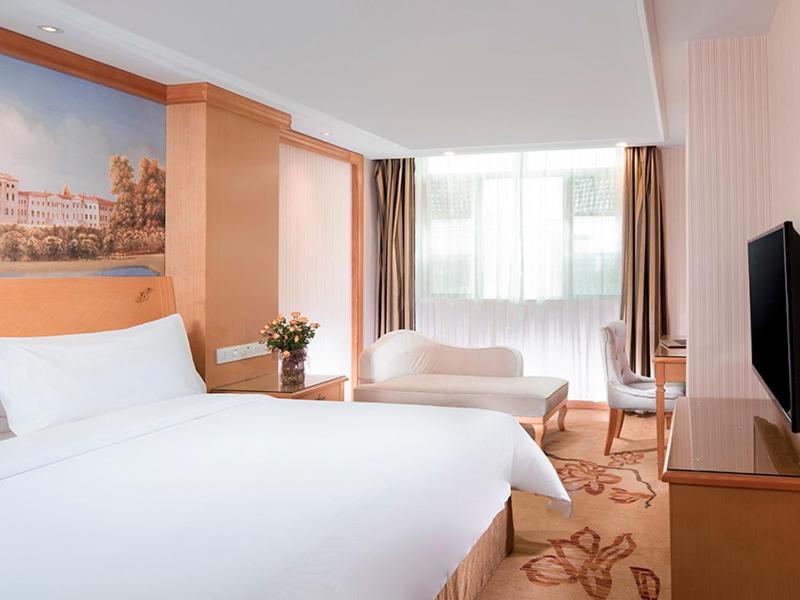 Vienna Hotel Qingyuan Yingde Guangming Road المظهر الخارجي الصورة